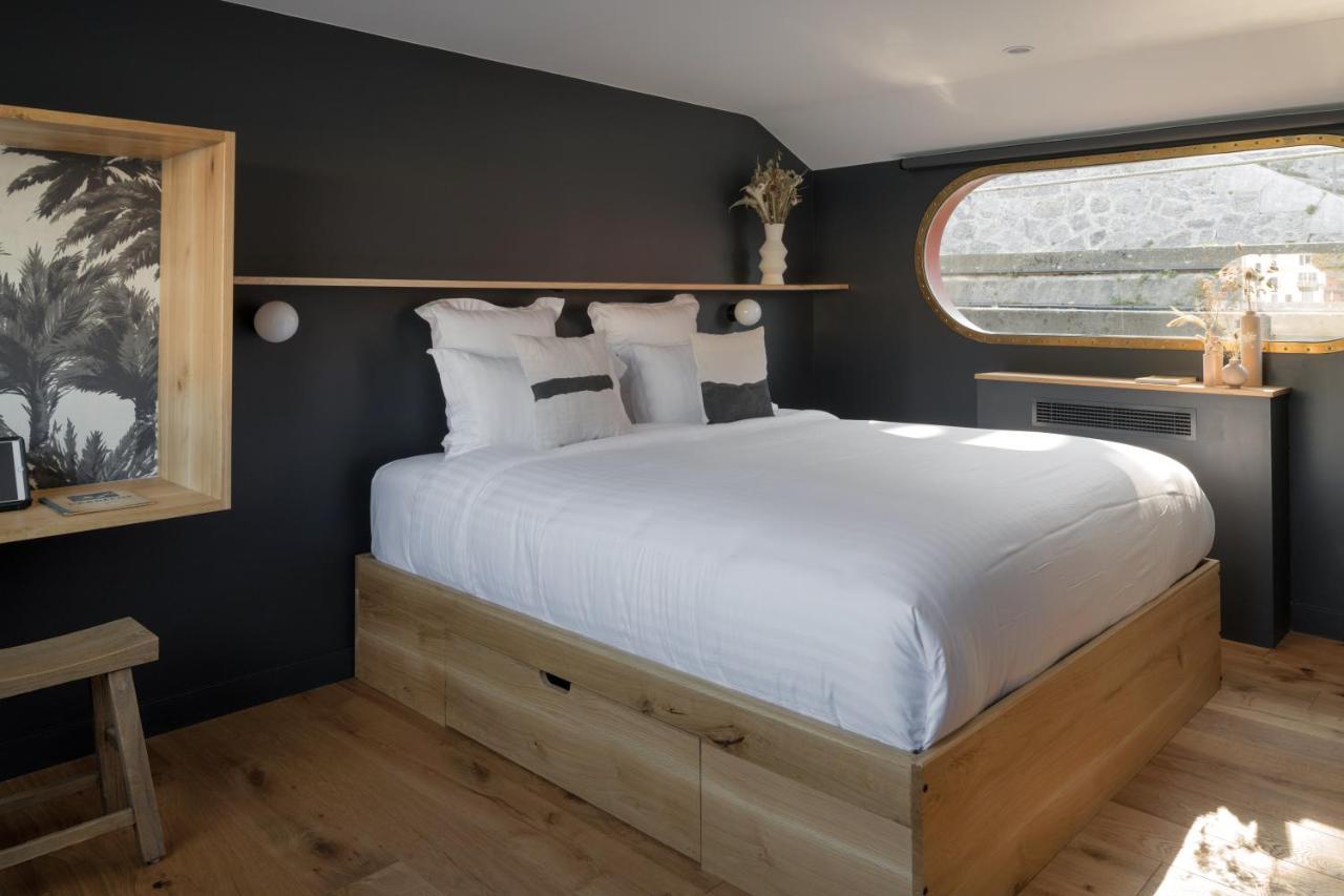La Peniche - Bed And Bicycle - Tournon Otel Dış mekan fotoğraf